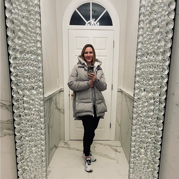 🌸PERF🌸 Sam Edelman puffer ~ size S (fits like a M) - light grey - Picture 2 of 6